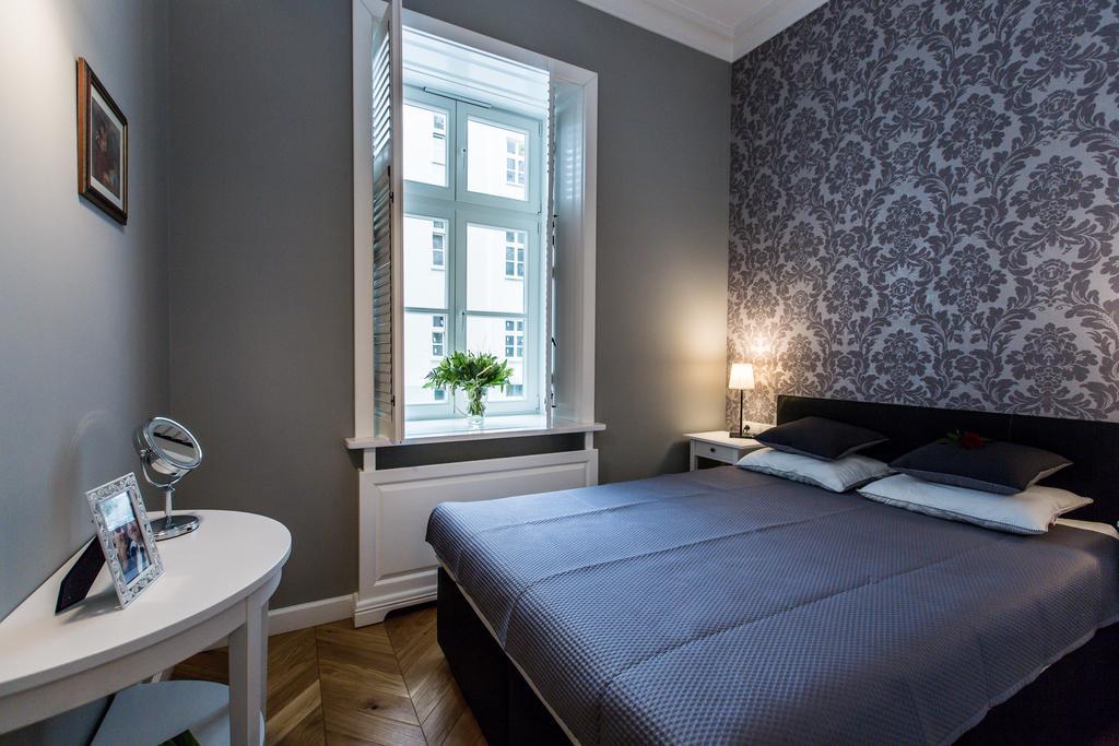 Poznanska Metro Centrum Apartment Warsaw Ngoại thất bức ảnh